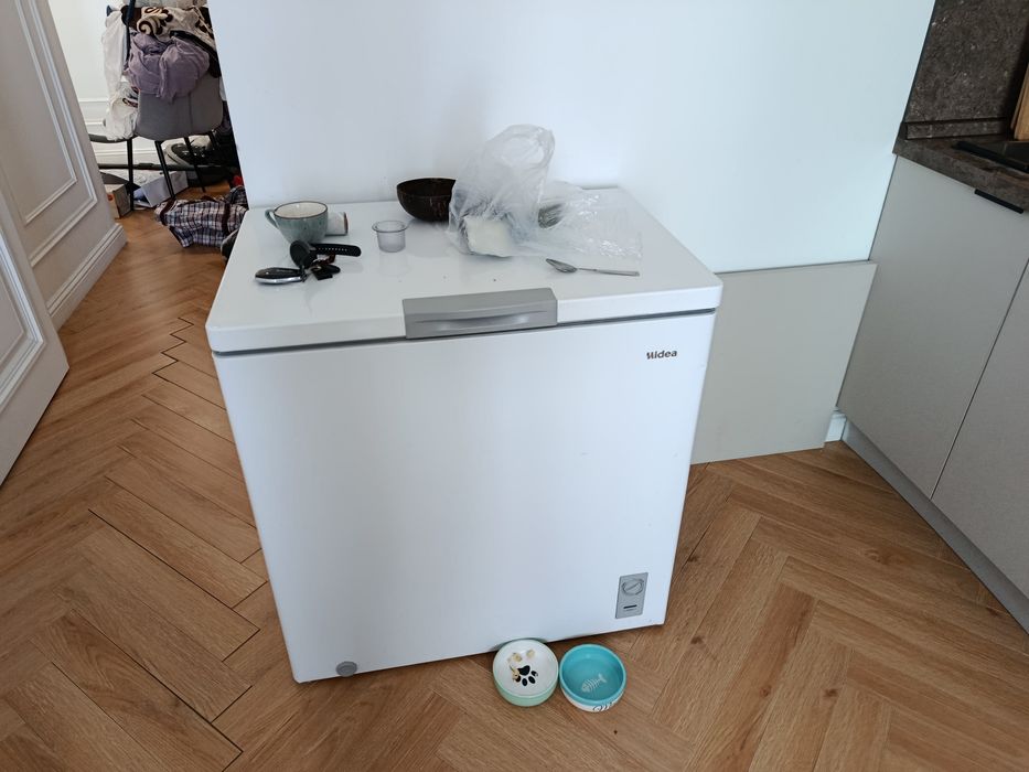Продам морозильник midea 120 литров