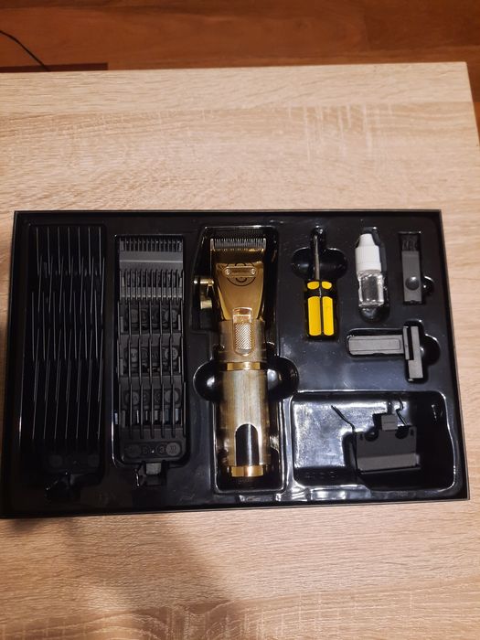 Set masina de tuns și de contur profesionala