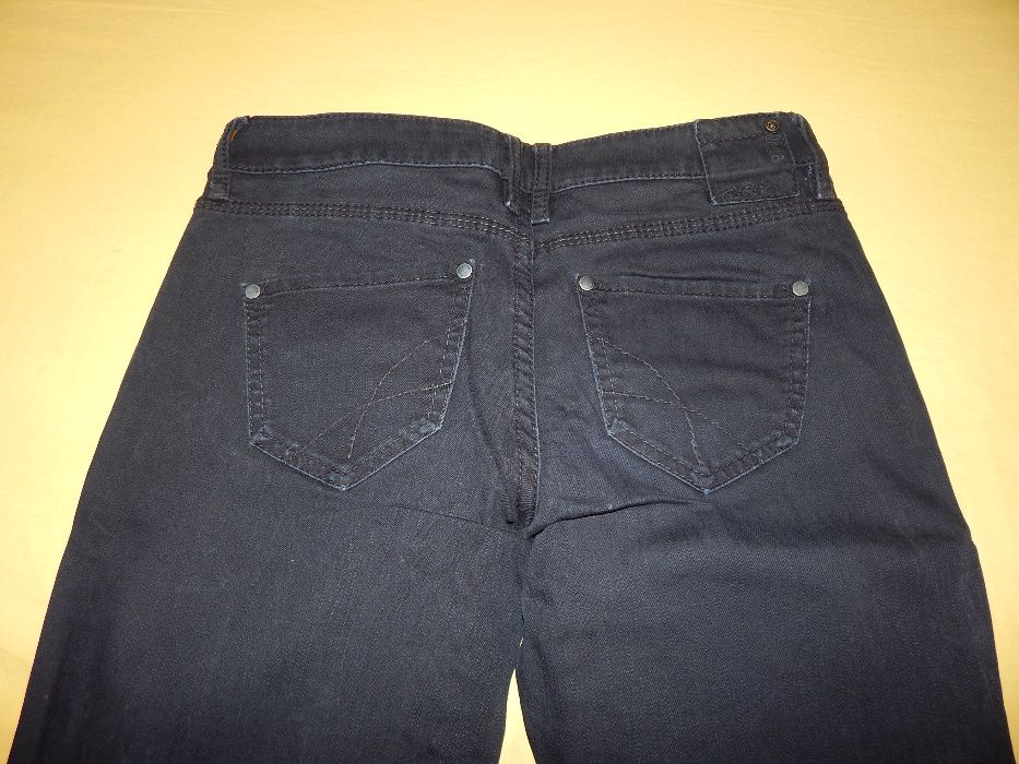 Черни дънки Esprit номер 28