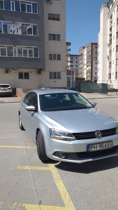 VOLKSWAGEN Jetta 2012 — imagine 5