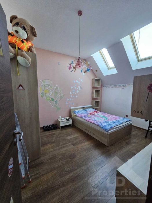 Многостаен апартамент с гледка към морето в к.к.Чайка