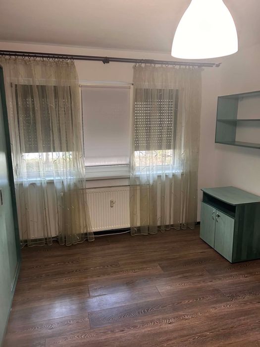 Inchiriez apartament 2  camere