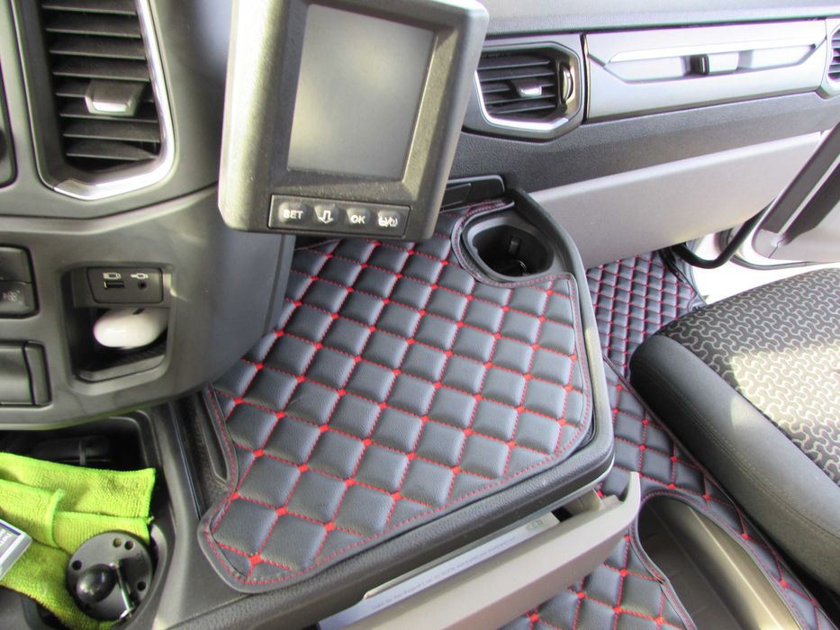 Стелки за камион Скания Scania G 2017 + автомат под 2 нива Еко кожа