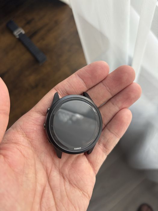 Продам Garmin Forerunner 265