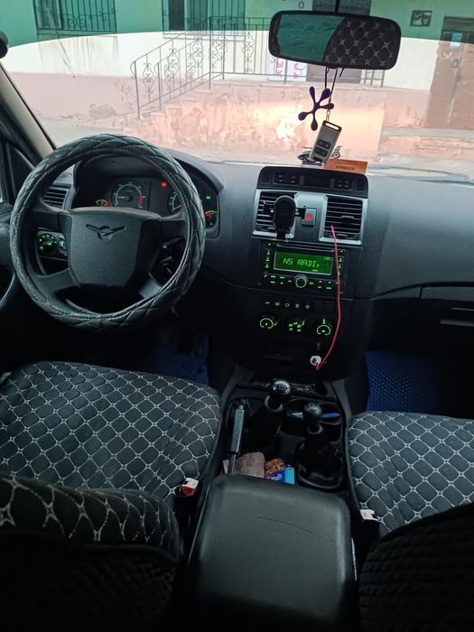 УАЗ патриот 2012 года