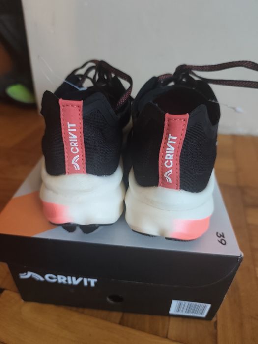 Карбонови маратонки Crivit