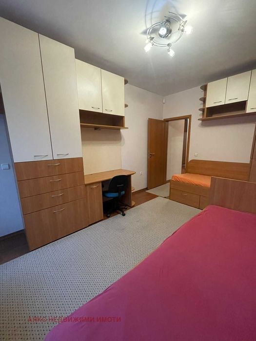 Дава се под наем Тристаен апартамент в София, Дианабад - 100 кв.м за 800.7 € - Снимка #5