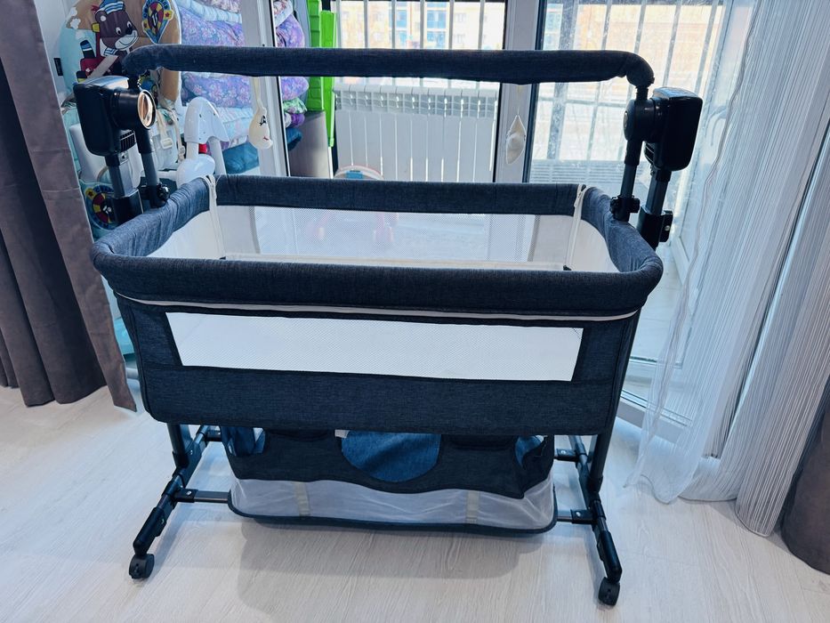 Детский манеж почти новый