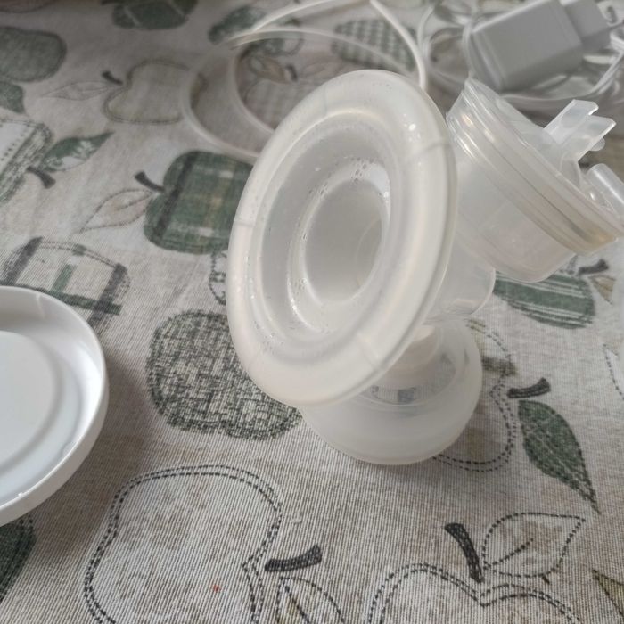 Eлектрическа помпа за кърма PHILIPS AVENT SCF395/11  NATURAL MOTION