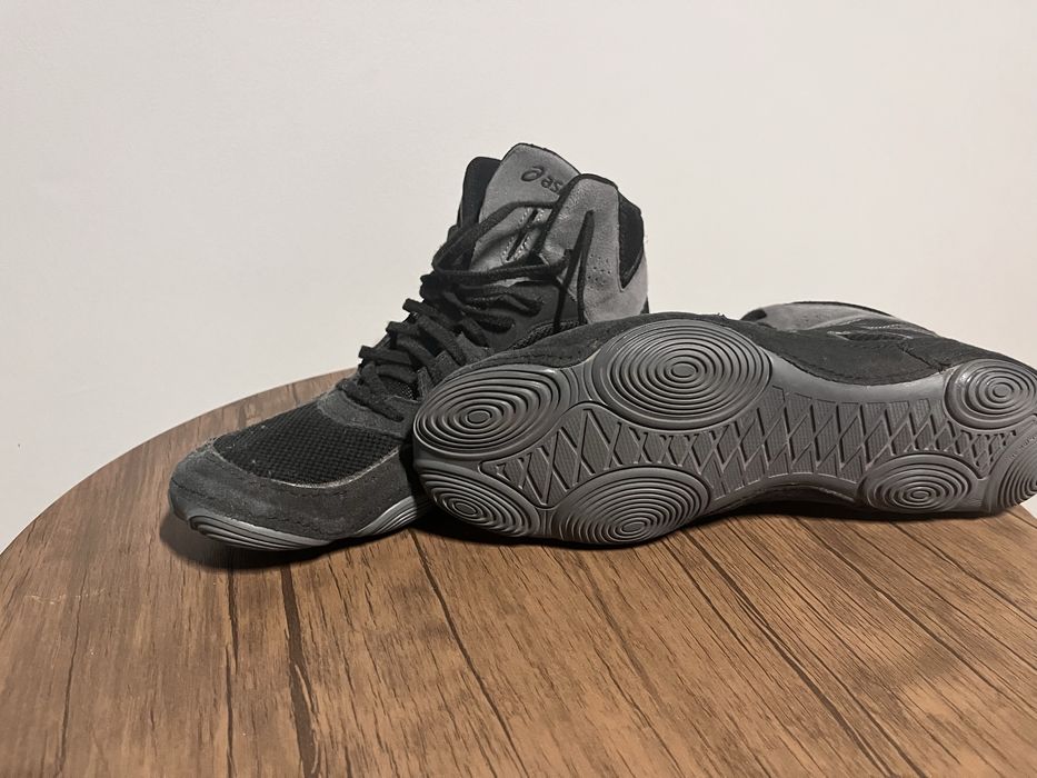 Борцовки 42 номер Asics Matflex