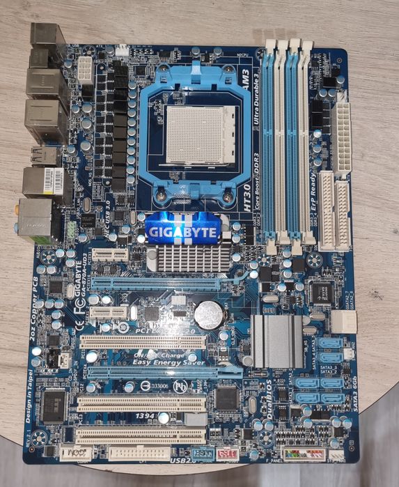 Gigabyte GA-870A-UD3