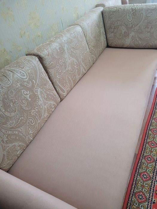 Продам диван компактный с креслом