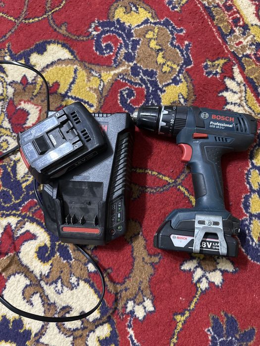 Шуруповерт Bosch