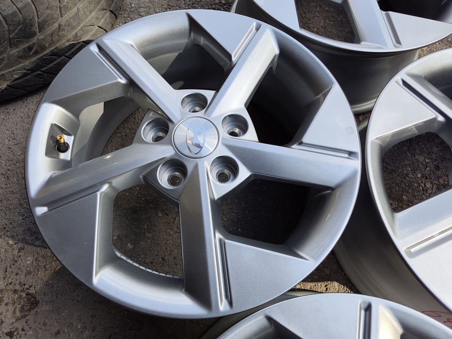 16" оригинални алуминиеви джанти за Hyundai Kona/Kia.
