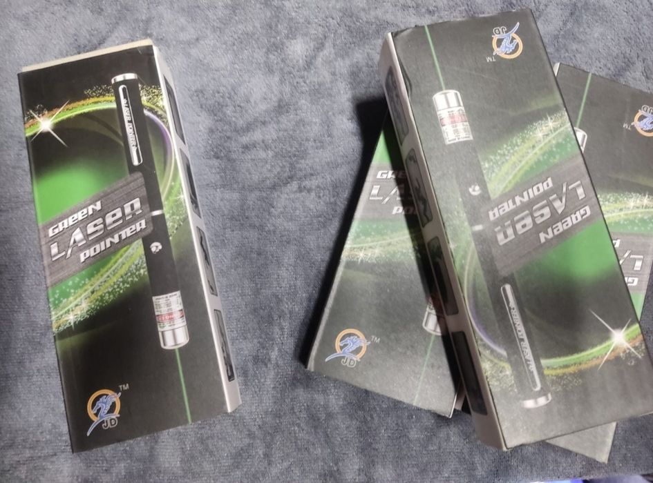 Лазер зелёный мощный
