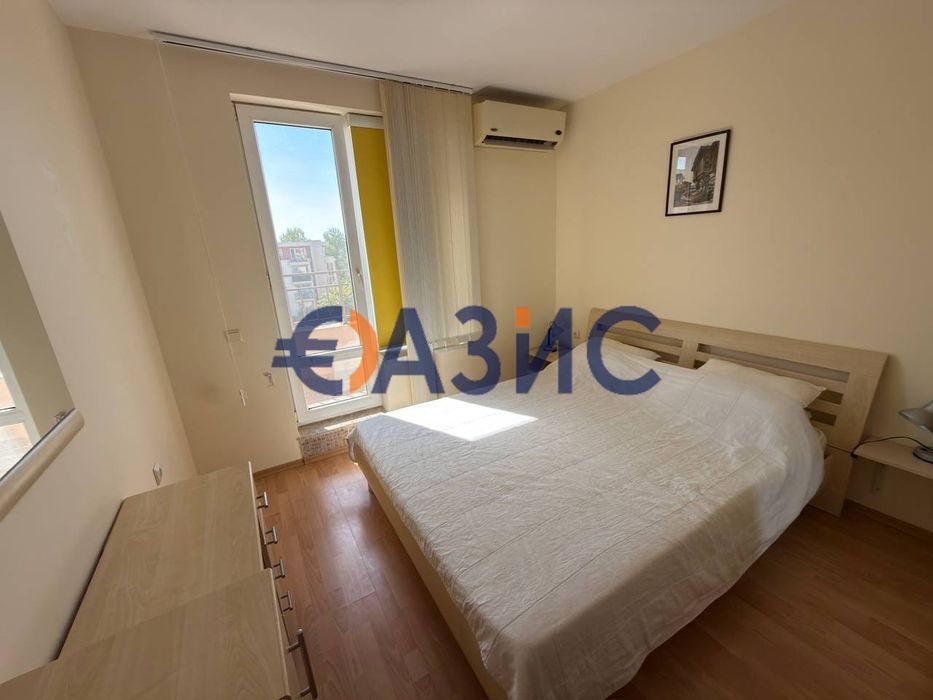 Тристаен апартамент в комплекс Holiday Fort Golf Club, 66 кв. м.,