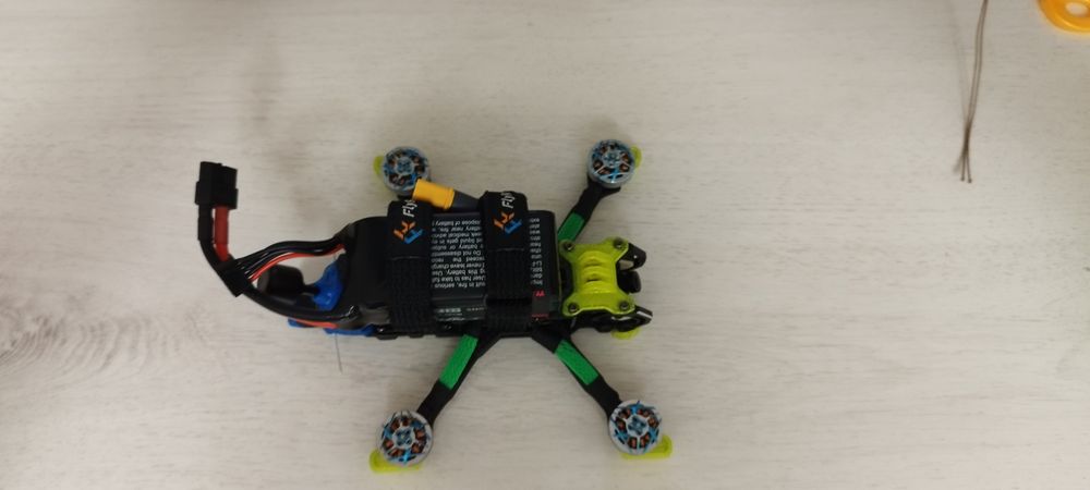 Продам fpv дрон на walksnail