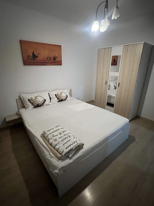 Vand mobila din apartament