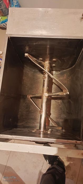 Тестомес бункерный бу