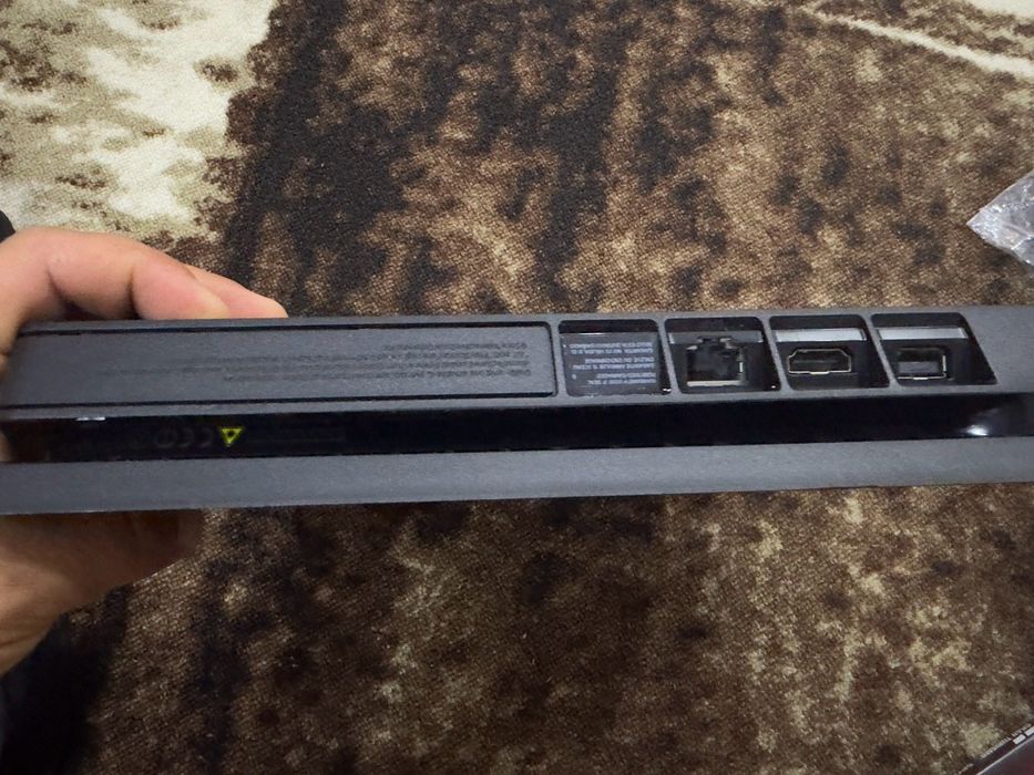 Playstation 4 slim 500 gb