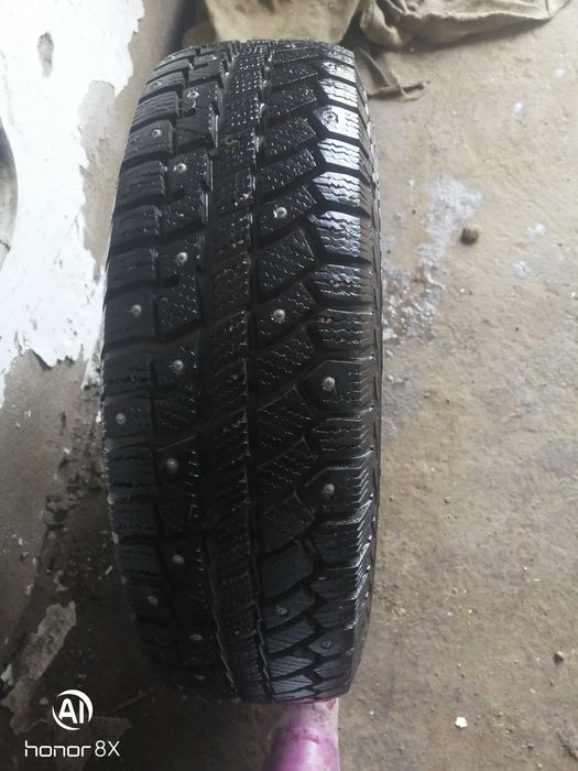 Продам зимнюю резину