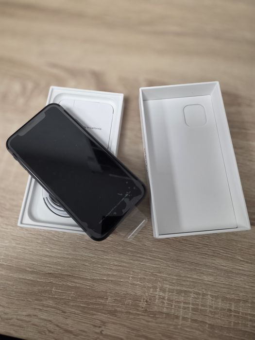 Vand iphone 11 nou 128 gb negru