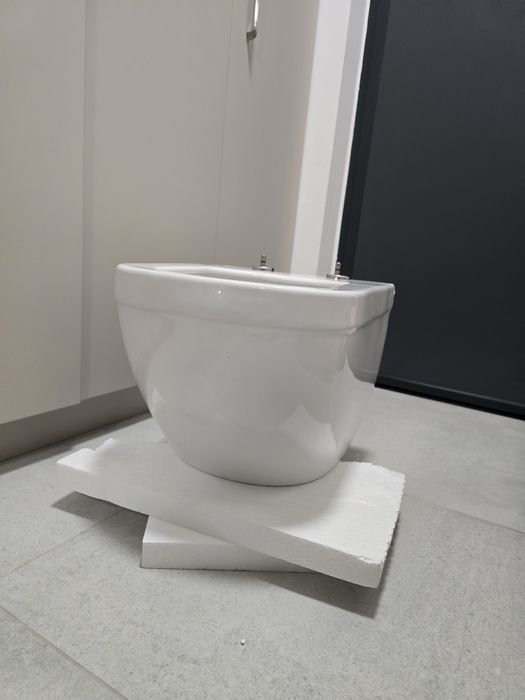 WC Grohe Euro Ceramic - Toaletă suspendată cu capac inclus