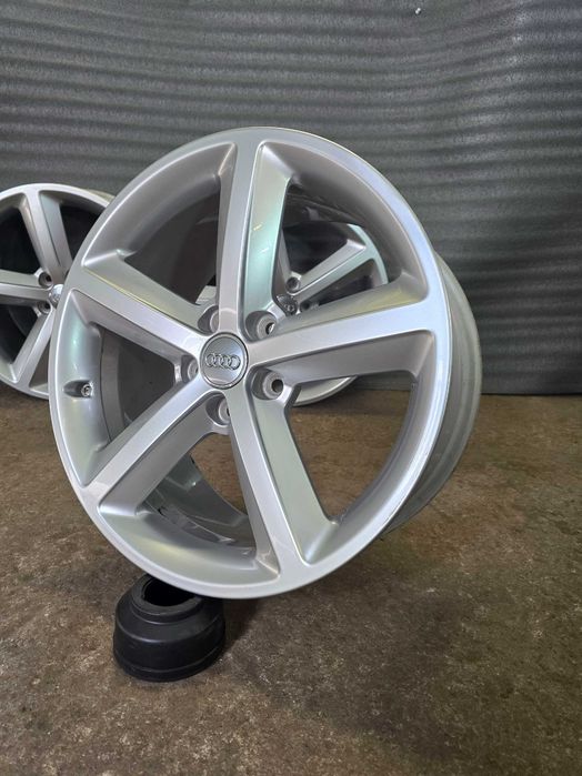 18 цола Audi A4 A5 A6 оригинални джанти 5x112