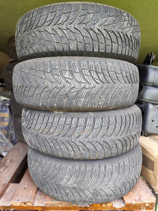 Anvelope 195 60 15 M+S