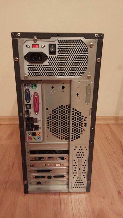 Настолен компютър за работа и интернет Phenom 3.7GHz, 8GB RAM, 1ТВ HDD