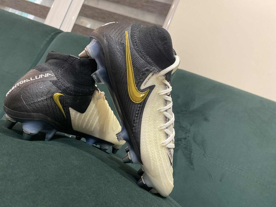 Футболни обувки Nike Phantom Luna II Elite SG-PRO Player Edition - Whi