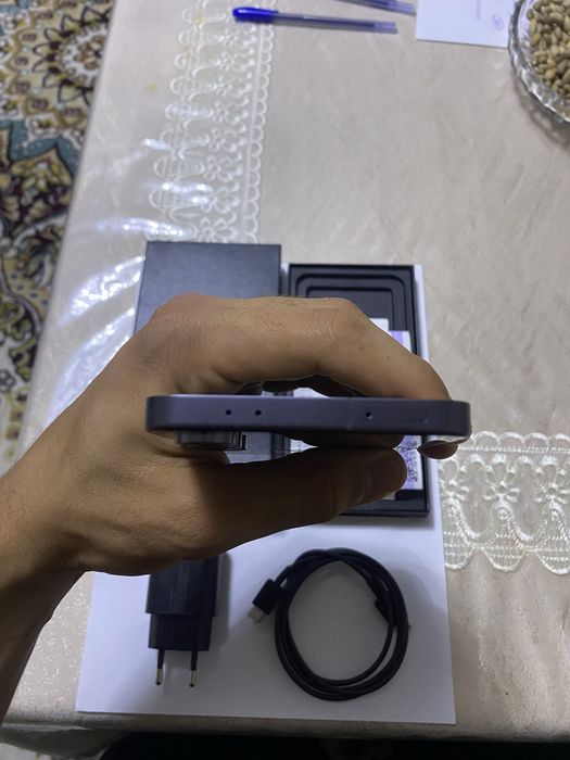 Samsung S24 FE kam ishlatilgan