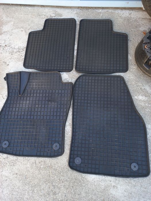 Set covorașe auto originale cauciuc Opel Astra H - roată rezerva cu kit