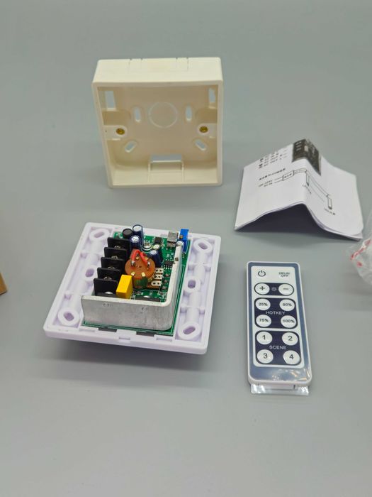 LED димер за осветление с дистанционно управление, 220V, 200W