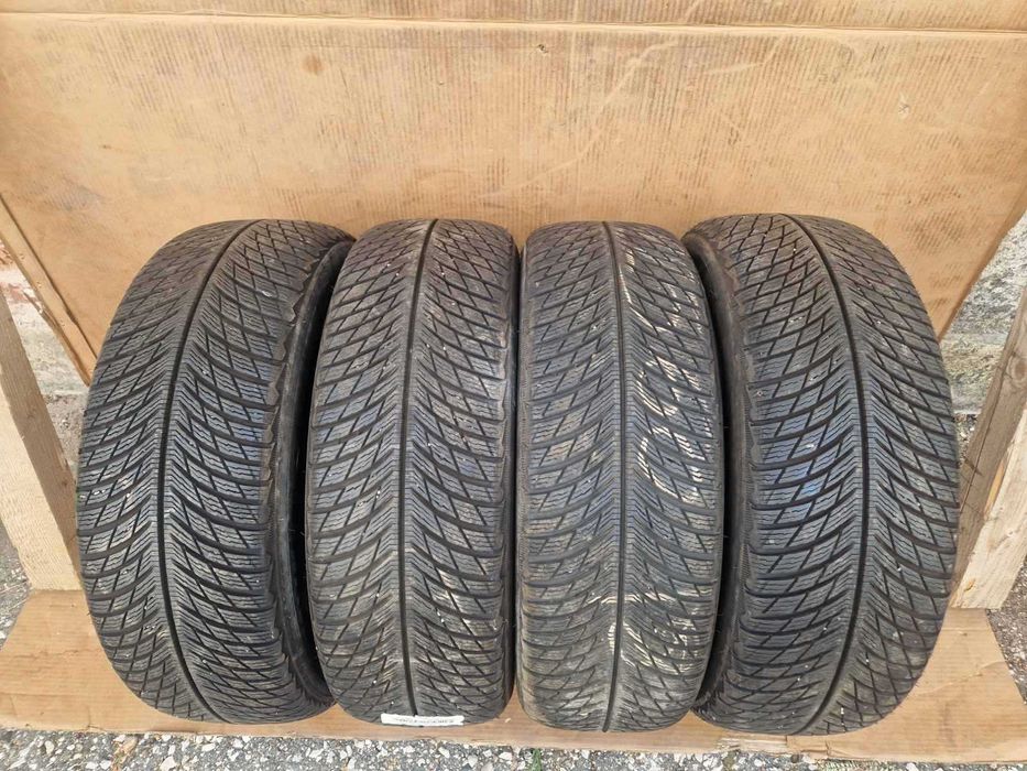 4 Michelin R18 235/60 Зимни гуми  DOT4520