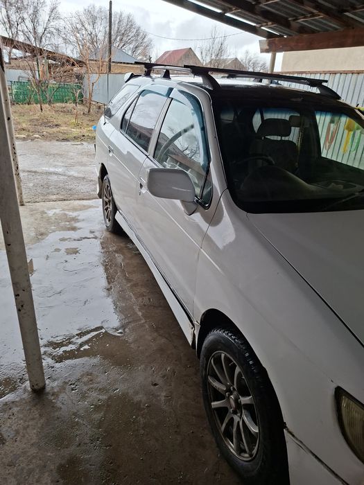 Ниссан Рнесса продаётся