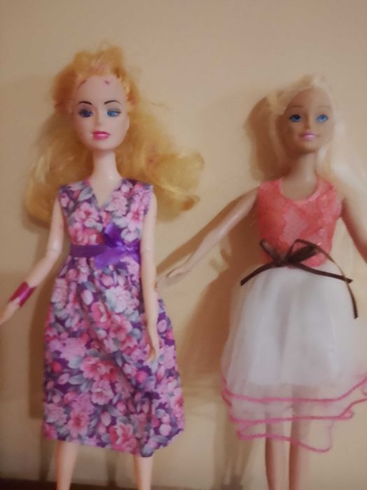 Много красиви кукли различни видове