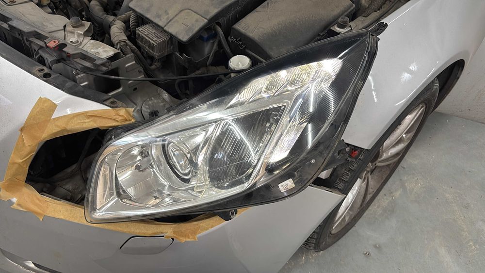 Reparatii Faruri Opel Insignia