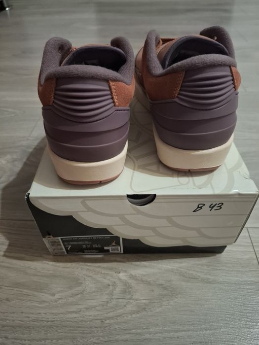 Nike Air Jordan 2 Retro damă 7 US/38 EUR