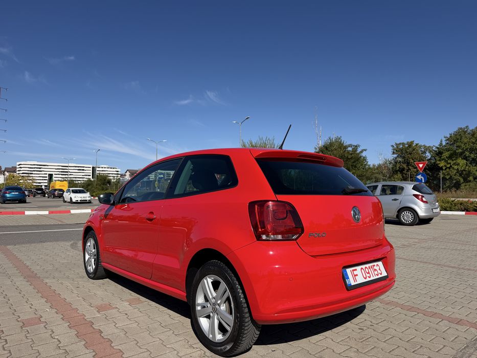 VOLKSWAGEN Polo 2013 — imagine 3