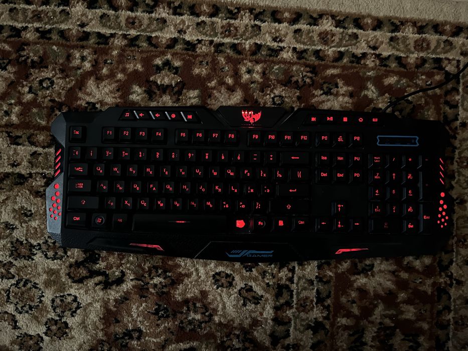 Клавиатура игровой