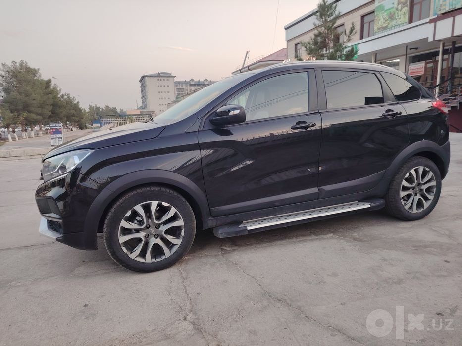 Lada X Ray Cross
