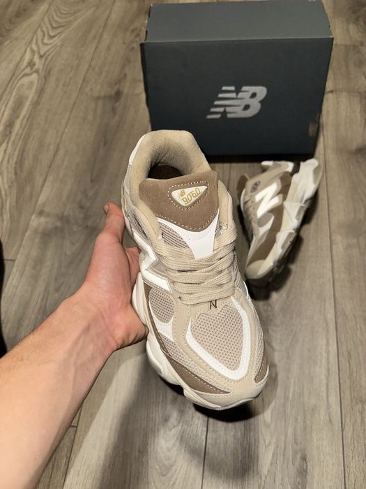 New Balance 9060