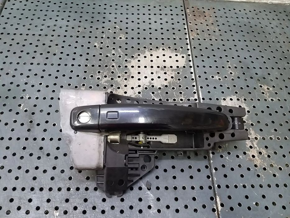 Maner usa dreapta fata audi a4 b8 8k