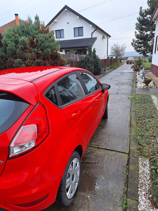 Vând Ford Fiesta 2017 Benzină