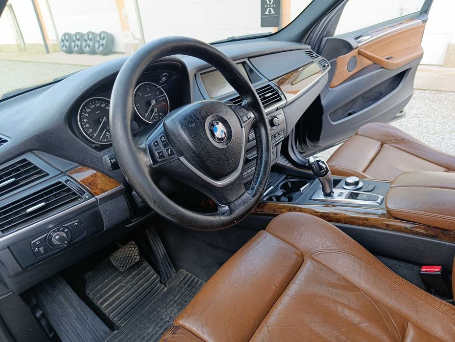 Автомобил BMV X5 E70