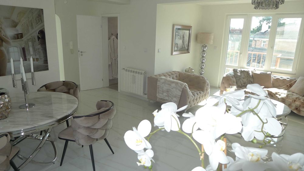 Продава се Двустаен апартамент в София, Лозенец - 80 кв.м за 3838 €/кв.м - Снимка #2