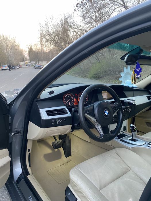 Vând BMW Seria 5 xDrive 197 cai