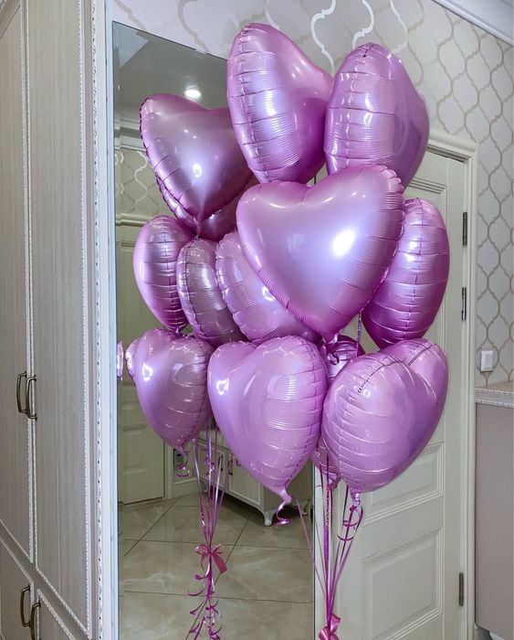 Гигант шарик+ 5 сердечки