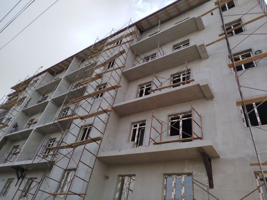 Туй тепа Нурафшон ситида квартира сотилади